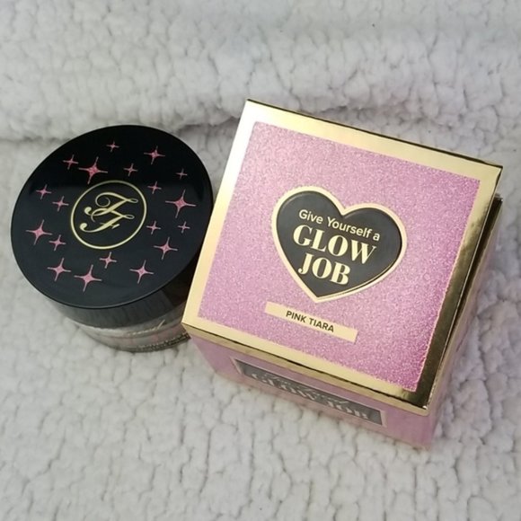 🆕Too Faced "Glow Job" Radiance Boosting Face Mask - Picture 12 of 15